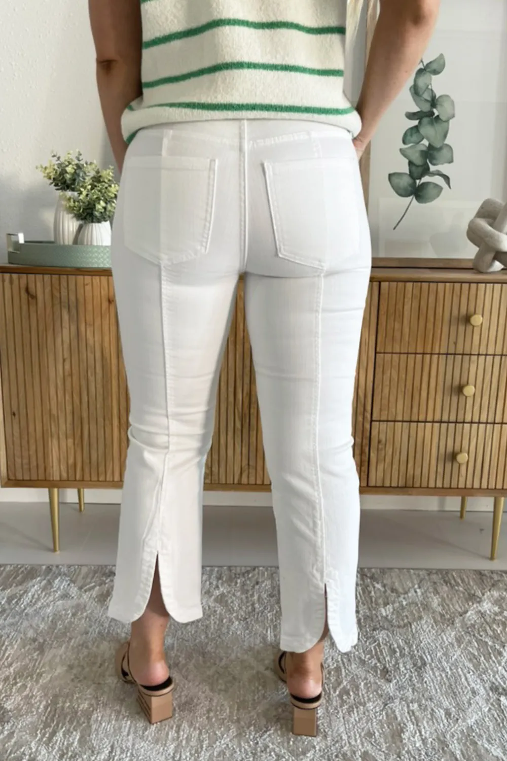 Gia Glider Crop Flare w/ Tulip Back Slit 25.5"