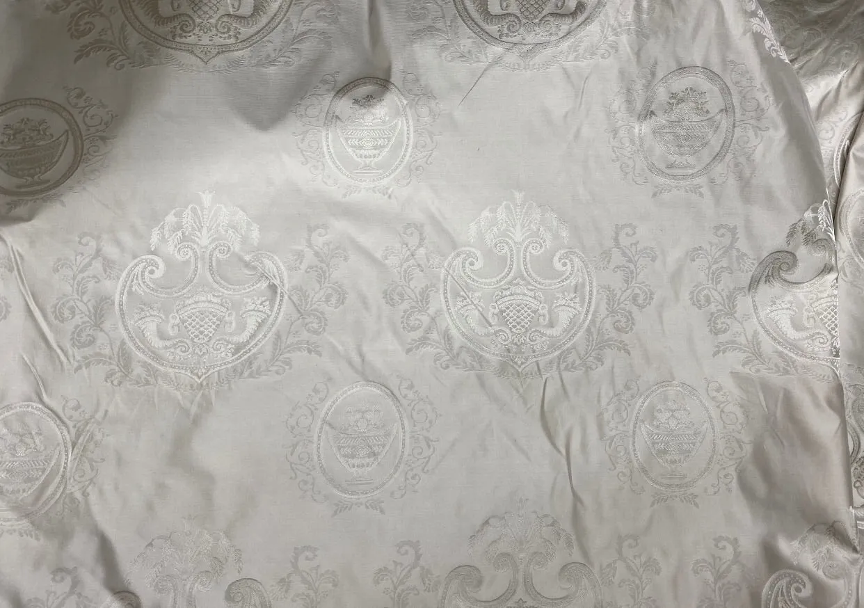 NEW Countess Robin 100% Silk Jacquard Neoclassical Light Gray Medallion